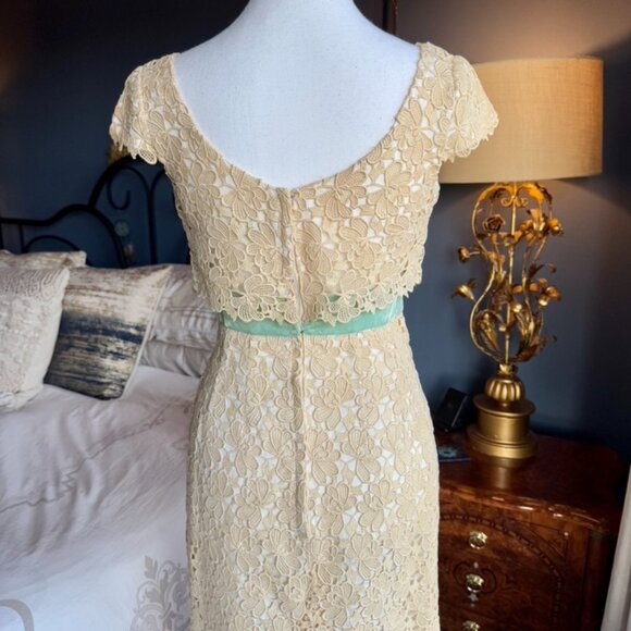 Vintage 1950s Daymor Originals Cream Lace Wiggle Dress w Robins Egg Velvet Bow - Picture 9 of 16